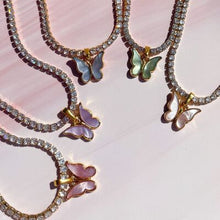 Cargar imagen en el visor de la galería, Zircon 18K Gold-Plated Butterfly Pendant Necklace
